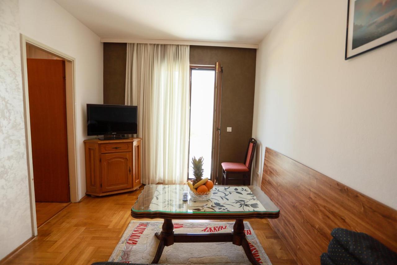 Apartments Cebra Herceg Novi Exterior foto
