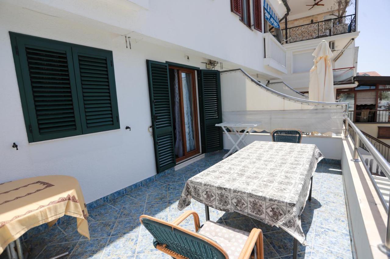 Apartments Cebra Herceg Novi Exterior foto